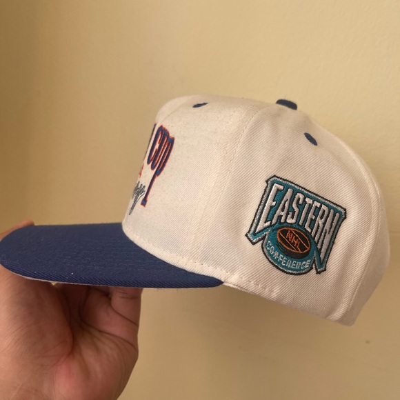Vintage 1994 Stanley cup hockey snapback hat. - Picture 3 of 6